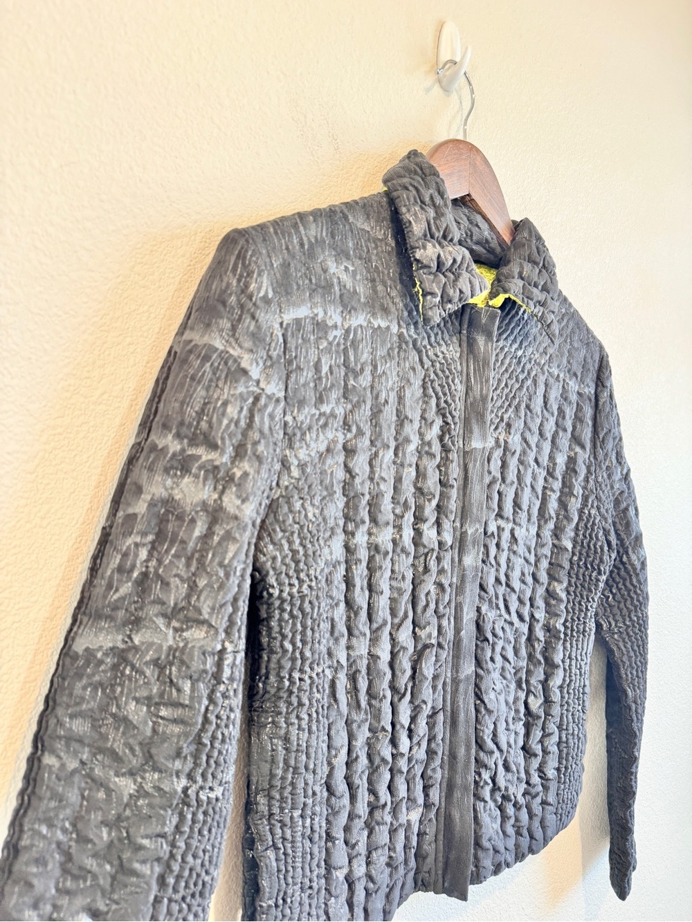 UBU Reversible Crinkle Zip Jacket Textured Avant Garde Travel Black Yellow S F83 - Picture 3 of 13